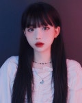 김 지수 on Instagram: “내 인생 프로필사진 평생 지고 살아야지 🖤 @oldmoon_studio_ #그믐달사진관#부평사진관#민증사진#프로필사진”