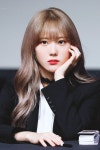 Hair에 있는 Miranda Salazar님의 핀 | 헤어스타일, 소녀, 연예인