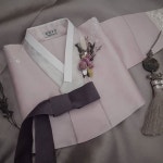 은은한 펄감의 인디핑크 저고리 • • - 한양주단은 예약제... [ #한양주단 ] 한양주단 : 종로한복 혼주한복 신랑신부한복 결혼식한복 on... 