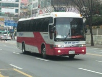 Pin page Pin av 무진 정 på 버스