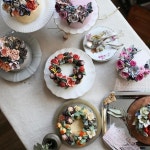 440 Likes, 4 Comments - 떡바람-Flowercake/Buttercream (@flowercake_ricecake_wish) on Instagram: “한상 잘 차려놓고... .…” | 꽃