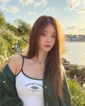 Pin page 주희 on Instagram: 예쁜옷 모음집✨✨ | Pretty people, Beautiful asian girls, Star girl