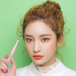 자연스러운 브로운 메이크업 펜슬과 마스카라가 듀얼로 구성된 이제 스튜디오 컬러링 브로우 &amp… | 메이크업... 