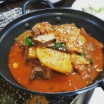 Pin page 안동 백조갈비 김치찜 갈비대 가져가서 김치찜을 해주는 센스~~~만점! !  그치만 너무 달아ㅠ | 음식, 안동
