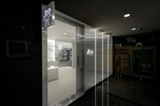 gym pilates pt yoga / 헬스크럽 필라테스 피티샵 요가에 있는 핀 gym pilates pt yoga / 헬스크럽 필라테스  피티샵 요가에 있는 핀