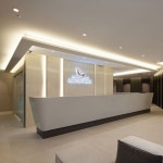 학원에 있는 nana kim님의 핀 | 상점 인테리어 디자인, 클리닉 디자인, 인테리어