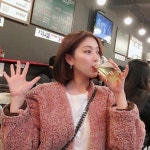 디어제리 on Instagram: “소맥 다 내꺼✨ 옷 많이 여쭤봐주시는데 작년에 구매한 임블리 무스탕이에유🐻” | Style