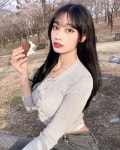 Instagram의 수리수리heart님: “진지하게 묻는건데 나랑 벚꽃 보러 갈래여 4년만에 맞이하는 봄이라서 정말 의미있게 보내고... 