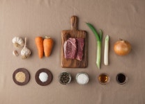 엉클킴 소불고기 : 달달한 맛 뒤에 바로 이어지는 간장소스의 짭쪼롬한 맛이 밥을 부릅니다. | 푸드 스타일링, 요리