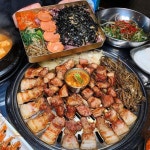 美食一餐에 있는 핀
