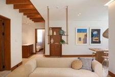 studio STAY architects on Instagram: “오픈된 주방-다이닝-거실 공간 ⠀ @sunnysideup_yangyang Design_studio STAY architects... 