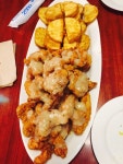 더 후라이팬 갈릭_ 소스 치킨 웨지감자 다 맛있다! #더후라이팬 #갈릭치킨 #웨지감자 #치킨