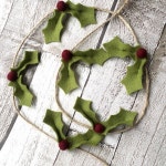 Trimming the Tree~에 있는 Mrs.B🐝~님의 핀 | 종이 꽃 만들기, 크리스마스, 꽃 만들기