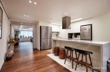 시간이 흘러도 멋스러운 60평대 아파트 인테리어 | 잠실 아시아선수촌 아파트 by 홈데이 : 네이버 블로그 - 2020 | 인테리어, 아파트, 아늑한 침실