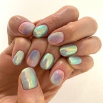 Instagram의 요마이네일❣🤖님: “화질이 살짝 아쉽지만 넘뮤 이쁜 아트 🌈💅🏻🧚🏼♀️🧚🏻♂️ 시술by.민주쌤... 