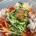 별미🌟_______________ 오늘 점심시간대 딱 맞춰서 도착해서 바로바로 세팅 샤샤삭👍 왔는데 이렇게 싱싱 할수가있나요 😁 20년 전통 물회…”