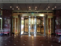 부산 롯데 호텔 회전문