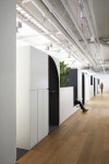 Pin page 삼성동 소재 외국계 회사 – STUDIOVASE - 2024 | 인테리어 사무실, 인테리어, 작업 공간 디자인