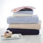 towel에 있는 SOM님의 핀