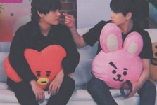 Pin de [태싹] 은바다 en 방탄소년단 (con imágenes) | Taehyung, Jungkook, Kim taehyung fondo de pantalla