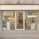 사진 찍으려구 폼잡으니 인화찌가 급히 비켜주었다🙈💛 #프리티플리즈#대구#대구꽃집#수성구꽃집 | Cafe interior design... 