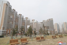 완공을 앞둔 송신, 송화지구 1만세대 살림집건설장