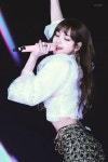 171225 리사 가요대전 #블랙핑크 #BLACKPINK #리사 #LISA HQ ▷ blackline.kr/136 디즈니에나 있을법한 공주 비주얼... 