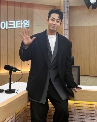 테이, 5월29일 비연예인 연인과 결혼 