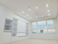 월플렉스 포인트 월을 시공한 24평대 화이트 톤 오피스텔 인테리어