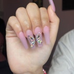 Pin page Pin by AlayJas 알라야스 이현 on Nails art design 아름다운 손톱 | Gem nails, Nail designs, Acrylic nails