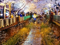 낮에는 봄날의 눈부신 벚꽃 설경, 밤에는 화려한 야경을 볼 수 있는 진해 여좌천 The Yeojwacheon Stream has a scenic... 