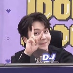 Pin by 𝐴𝑟í𝑎♡ on PΞNTΛGON | 펜타곤 | Dj, Pentagon, Play