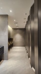 Modern Office Decor Ideas에 있는 Honest Skincare님의 핀 - 2025 | 화장실 디자인, 화장실 건축물, 현대식 욕실 디자인