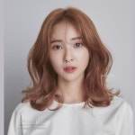 스타일 ] _ BREEZE _ 브리즈펌 : 공기감이 있는 러프한 느낌의 펌 . . . … | Medium hair styles, Middle hair, Short hair styles