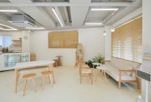 화이트&우드톤 밝고 깔끔한 분위기의 19평 플라워카페 인테리어 (성북구 하월곡동)