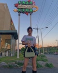 on Instagram: “#광고 너와 나의 온도 . 💋💛🌆 #세이모온도 #samoondoh” • May 14, 2021 at 10:23am UTC ในปี 2021