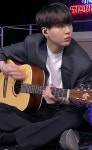 [#방탄밤] 롤러장에서 들려오는 감미로운 기타 선율 🎸🎶 #기타플레이어즈 #기타소리들으면다른데못갑니다