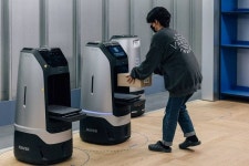 [현장+]커피 배달을 로봇이 한다고?...로봇 실험실된 네이버 제2사옥 | Workplace, Yanko design, Robot
