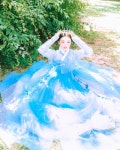 한복스냅 한복사진 인물스냅 우정사진 우정스냅 커플스냅 (서울,경기) on Instagram: “신데렐라 재질💎 한복업체는 태그해두었습니다... 