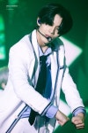 Pin von _𝒐𝒏𝒆_𝒘𝒂𝒚_𝒕𝒐_𝒎𝒙𝒓𝒔_ auf ⇨ cix|씨아이엑스