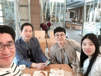 오늘 부산경상대학교 미디어영상교수님과 영상관련도움을 받고... 최초로 대학교에  반려동물유치원이  국내1호로 설립이 될 것... 