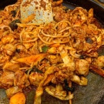 Instagram의 먹을 복이 많은 푸드펜다 🍚님: “🍴우미닭갈비 . 춘천 가면 닭갈비 필수죠🙏🏻 혜정이네닭갈비 갈까 하다가 막국수가 없길래... 