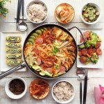 ปักพินโดย ผู้ปักพิน ใน 한식 | อาหาร... 