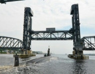 잠수함에 있는 SANG CHUL BYUN님의 핀