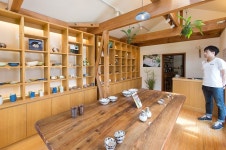 교토 북부의 도자기 카페 호토키 HOTOKI :: 도쿄 동경 베쯔니 블로그 | Tea house, Room divider, Home decor