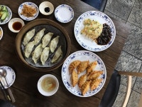 美食一餐에 있는 핀