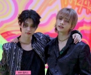 Stray Kids(스트레이 키즈) CASE 143 M/V MAKING FILM Stray Kids(스트레이 키즈) CASE 143 M/V MAKING FILM | Kids, Stray kids... 