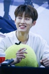 Pin by Akane on iKON B.i 한빈 ハンビン