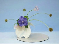 Pin page Pin by 이 산 on 혹 | Ikebana flower arrangement, Hawaiian flower arrangements, Beautiful flower arrangements