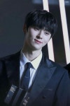 Wanna One 워너원에 있는 SVM님의 핀 | 배우, 렌, 사람